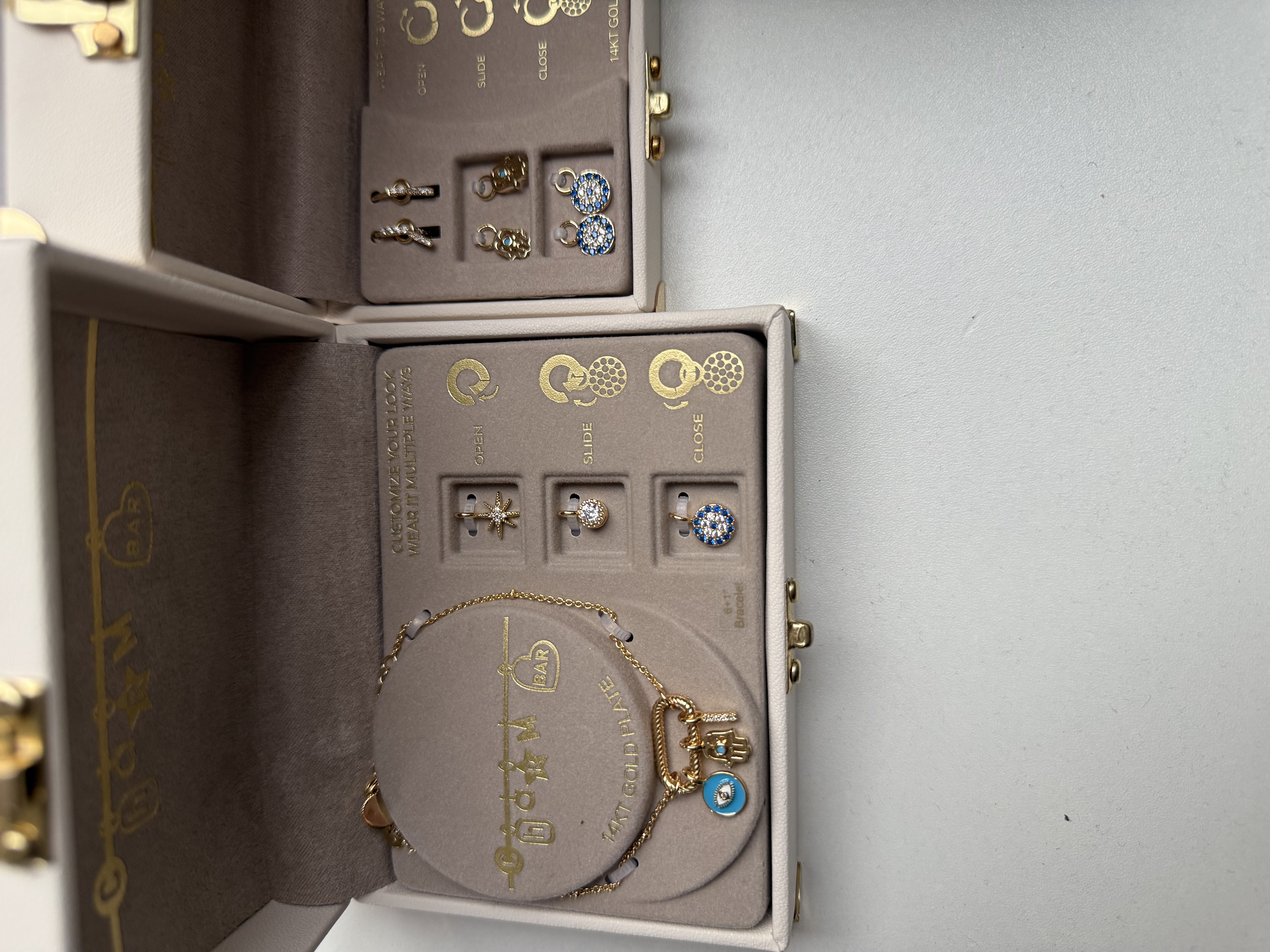 set oorbellen met armband