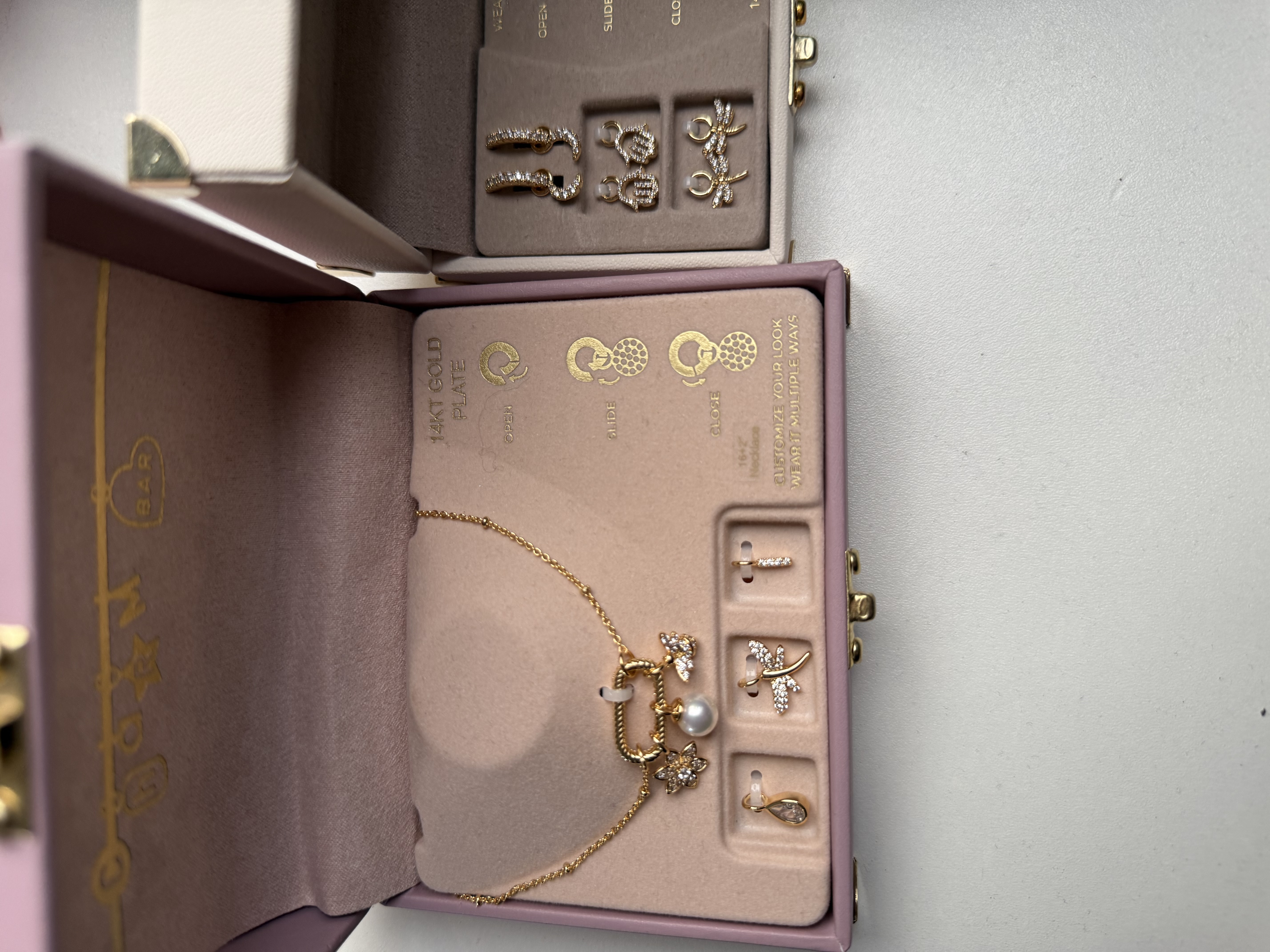 set ketting met oorbellen