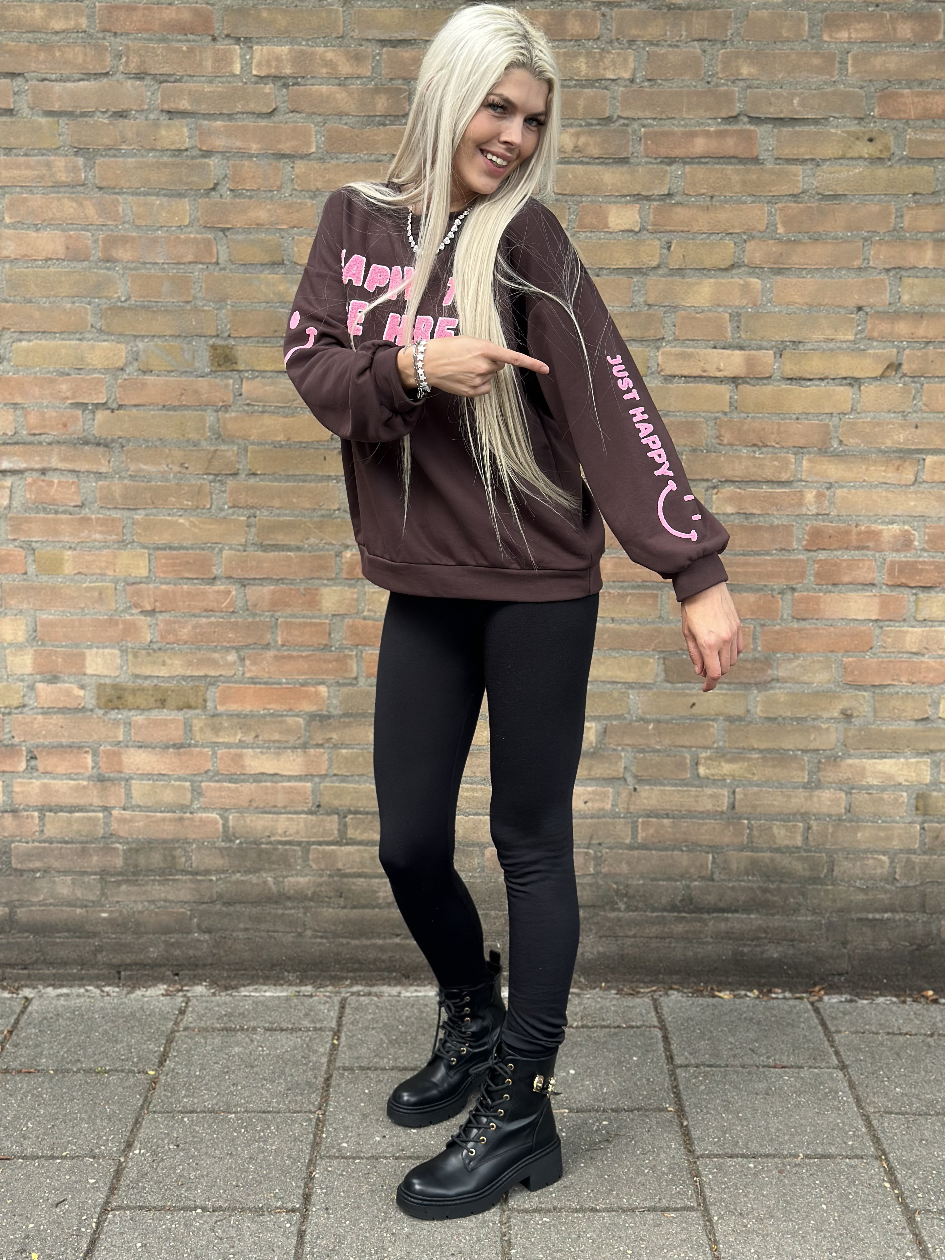 Sweater/ Trui Just Happy 